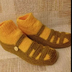 Носки ручной работы
