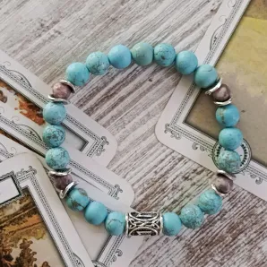 Браслет из бирюзы с рунами