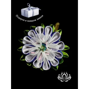 Заколка для волос ручной работы "Арабис" серебристый. Единственный экземпляр. Цветы Канзаши на волосы Ваши.