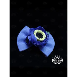 Заколка для волос ручной работы "Бант с цветком". Сиреневый. Единственный экземпляр. Цветы Канзаши на волосы Ваши.