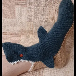 Носки ручной работы