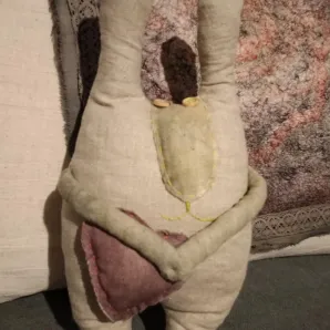Льняная игрушка, заяц с сердцем