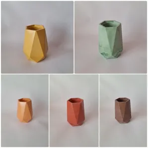 Ваза для сухоцветов из гипса карандашница