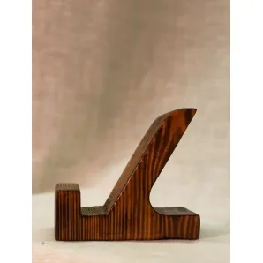 Подставка для телефона из дерева