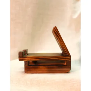 Подставка для телефона из дерева