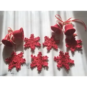 Снежинки и колокольчики