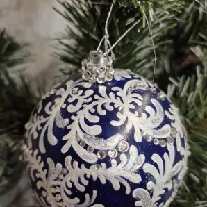 Шар новогодний