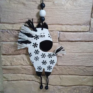 Фигурка лошадки