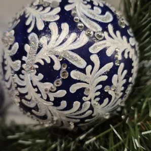 Шар новогодний