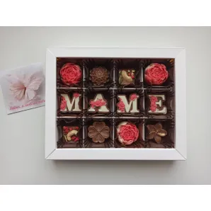 Набор шоколадных конфет из белого и молочного шоколада “День Мамы”