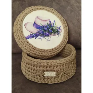 Корзинка ручной работы вязанная из шнура с деревянным дном и крышкой