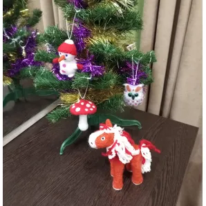 Набор елочных игрушек из шерсти