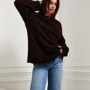 Свитер шоколадный букле