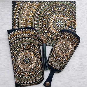 Комплект аксессуаров из натуральной кожи "Гармония в золоте"