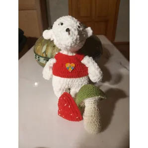 Мишка из плюшевой пряжи