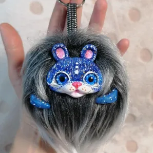 Брелок из меха и полимерной глины