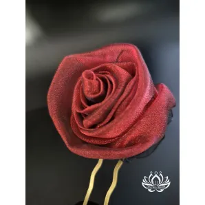 Шпилька с цветочным декором в технике канзаши, органза, бордовый цвет