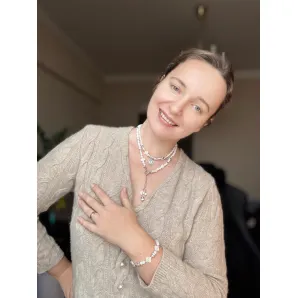 Комплект украшений колье и браслет перламутра и гематита