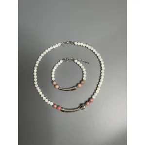 Комплект украшений Чокер из натурального перламутра и родонита и браслет