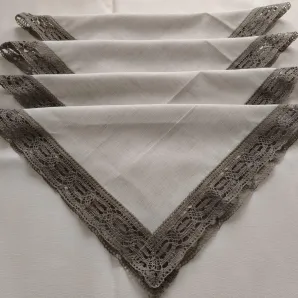 Льняная салфетка 35х35 см с кружевом по краю. Ручное крой. В наличии. Комплект 4 шт.