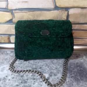Сумка клатч зелёная бархат ручной работы Ессентуки