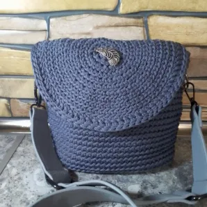 Сумка женская ручной работы цвет серый Ессентуки