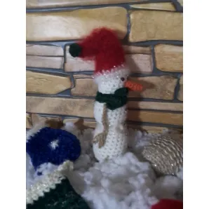 Снеговик связанный крючком ручной работы Ессентуки