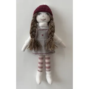 Кукла ручной работы — верный друг для вашей малышки