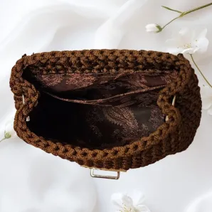 Сумка из полиэфирного шнура, дно и ремень из натуральной кожи, клапан кожа велюр с декоративным цветком