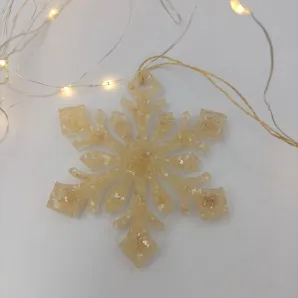 Снежинка на ёлку пудрово-бежевая