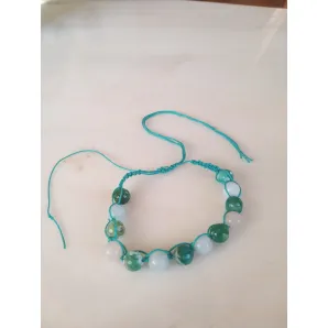 Браслет из камней