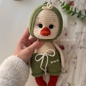 Вязаная игрушка Гусь амигуруми ручная работа