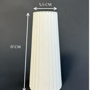 Интерьерная ваза ДЕКОР67 "Рельеф", гипс 17 см., белая, классическая, ручная работа