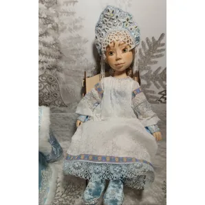 Кукла ручной работы "Снегурочка" В русском традиционном костюме