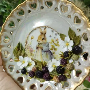 Декоративные блюдца ,тарелка