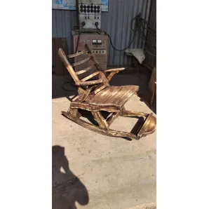 Кресло -качалка из массива сосны