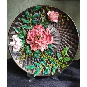Кустовая роза тарелка