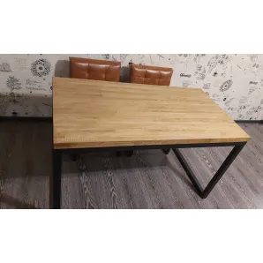 Обеденный стол Дуб