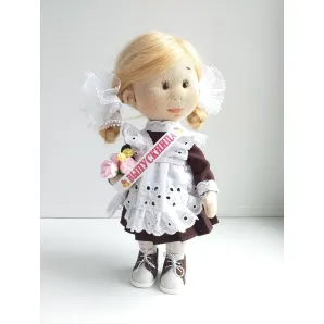Текстильная интерьерная кукла «Школьница».