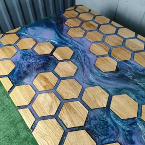 Стол из массива дуба Соты река