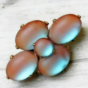 Антикварная брошь с сапфиритами