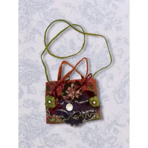 Кастомная сумка с золотой подвеской