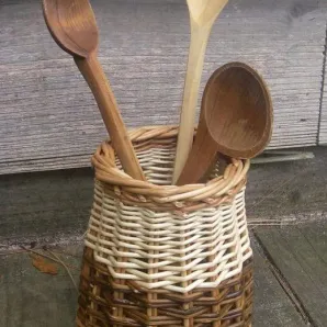 Корзина плетеная