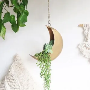 Кашпо настенное