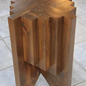 Напольная подставка для цветов