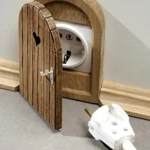 Розетка, выключатель