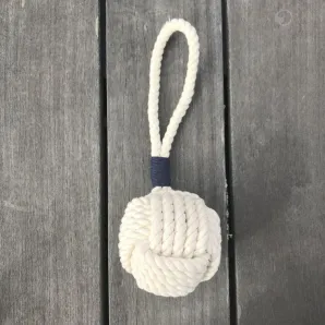 Игрушки для животных