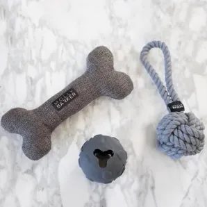 Игрушки для животных