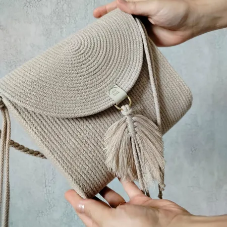 Сумочка почтальонка