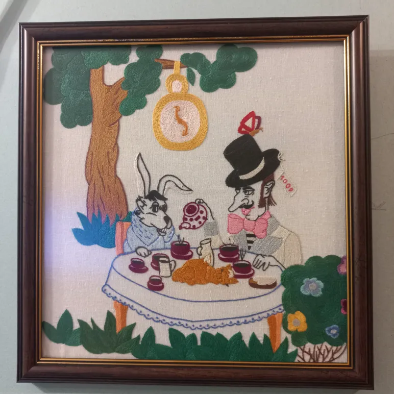 Чаепитие.  Алиса в стране чудес.